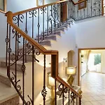 Villa Casa Marta - Great 3 Bedroom With Sea Views! Estômbar