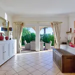 Casa Marta - Great 3 Bedroom With Sea Views! Estômbar