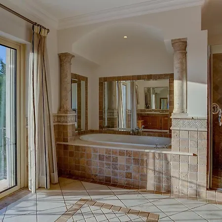 Вилла Casa Marta - Great 3 Bedroom With Sea Views!