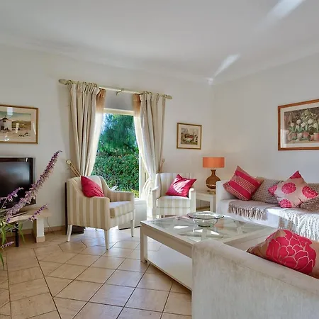 Casa Marta - Great 3 Bedroom With Sea Views! Вилла Эштомбар