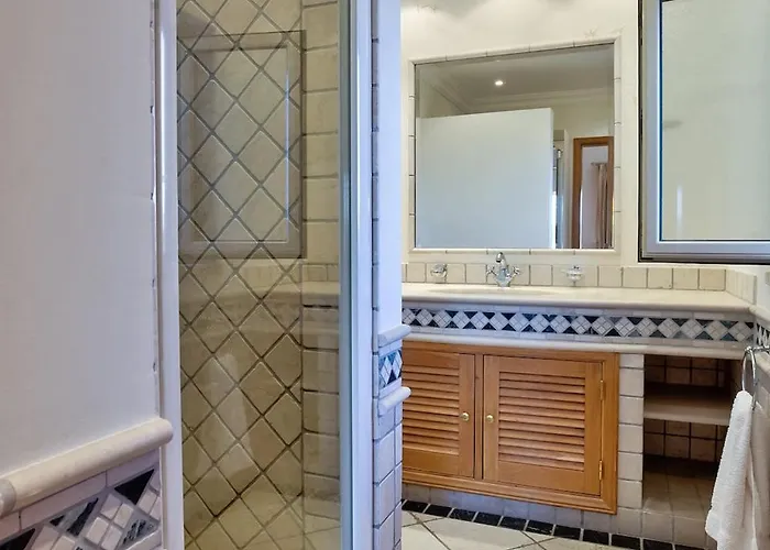 Casa Marta - Great 3 Bedroom With Sea Views! Вилла