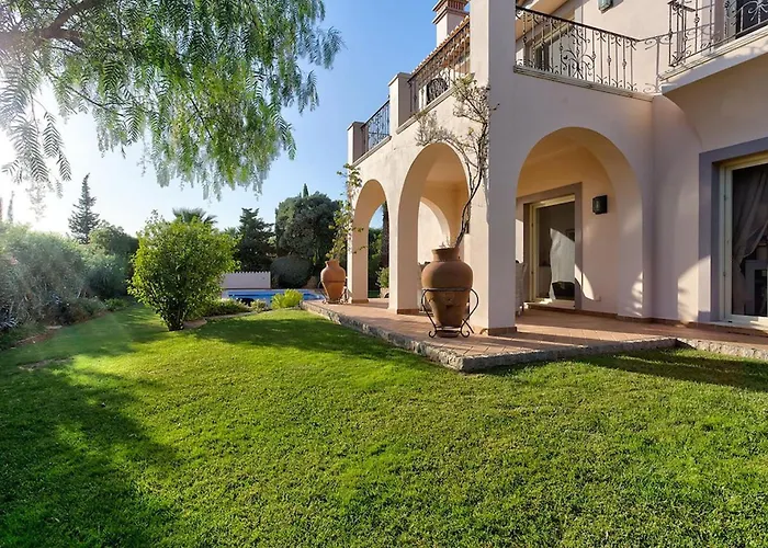 Casa Marta - Great 3 Bedroom With Sea Views! Вилла