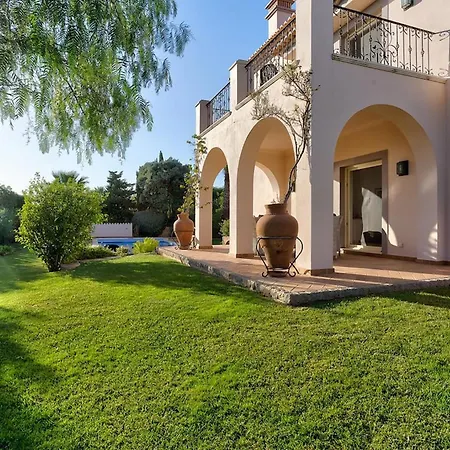 Casa Marta - Great 3 Bedroom With Sea Views! Villa